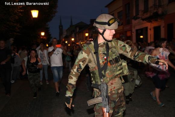 Kino pod fontanną otwarte i zombie na Królewskiej