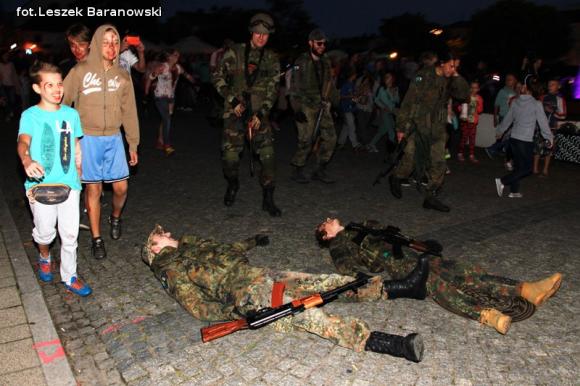 Kino pod fontanną otwarte i zombie na Królewskiej