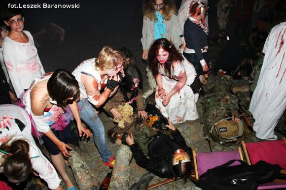 Kino pod fontanną otwarte i zombie na Królewskiej