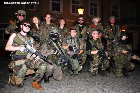 Kino pod fontanną otwarte i zombie na Królewskiej