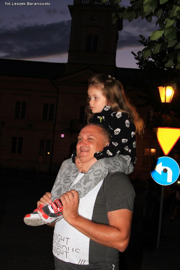 Kino pod fontanną otwarte i zombie na Królewskiej