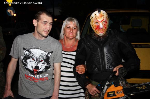 Kino pod fontanną otwarte i zombie na Królewskiej