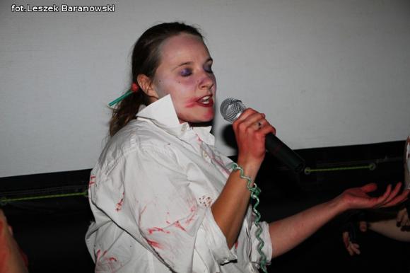 Kino pod fontanną otwarte i zombie na Królewskiej