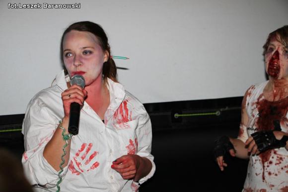 Kino pod fontanną otwarte i zombie na Królewskiej