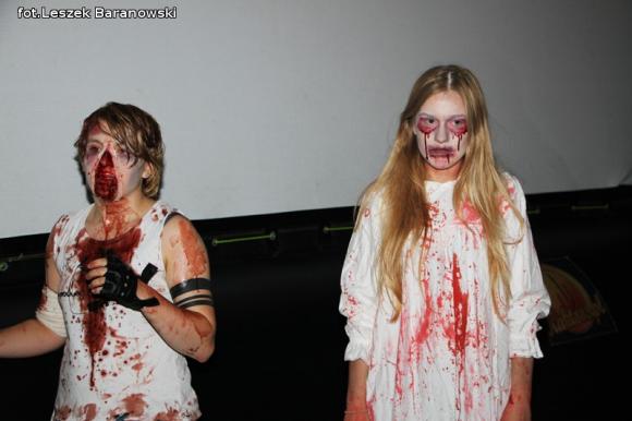 Kino pod fontanną otwarte i zombie na Królewskiej