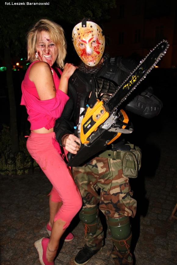 Kino pod fontanną otwarte i zombie na Królewskiej