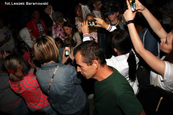 Kino pod fontanną otwarte i zombie na Królewskiej