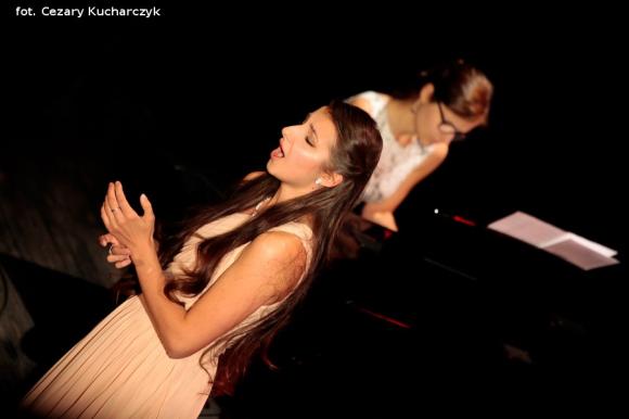 Najpiękniejsze pieśni w mistrzowskich głosach i palcach