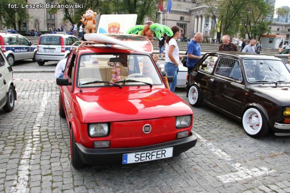 Wakacyjne wspomnienia: Na 13 Ogólnopolskim Zlocie Fiata 126P w Warszawie