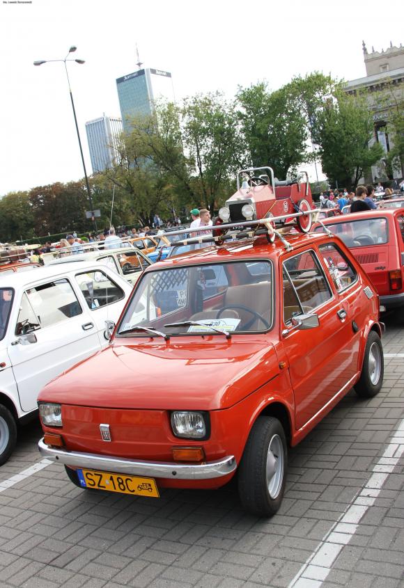 Wakacyjne wspomnienia: Na 13 Ogólnopolskim Zlocie Fiata 126P w Warszawie