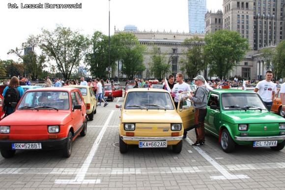 Wakacyjne wspomnienia: Na 13 Ogólnopolskim Zlocie Fiata 126P w Warszawie