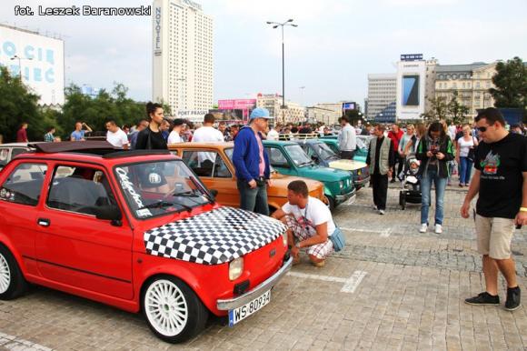 Wakacyjne wspomnienia: Na 13 Ogólnopolskim Zlocie Fiata 126P w Warszawie