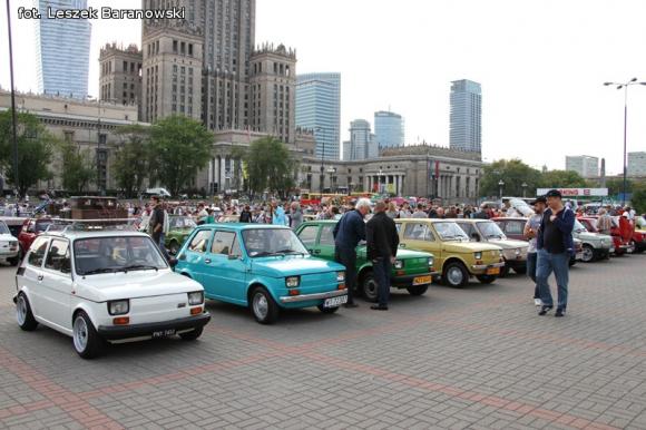 Wakacyjne wspomnienia: Na 13 Ogólnopolskim Zlocie Fiata 126P w Warszawie