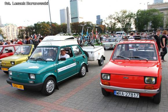 Wakacyjne wspomnienia: Na 13 Ogólnopolskim Zlocie Fiata 126P w Warszawie