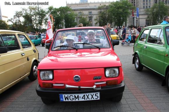 Wakacyjne wspomnienia: Na 13 Ogólnopolskim Zlocie Fiata 126P w Warszawie