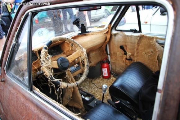 Wakacyjne wspomnienia: Na 13 Ogólnopolskim Zlocie Fiata 126P w Warszawie