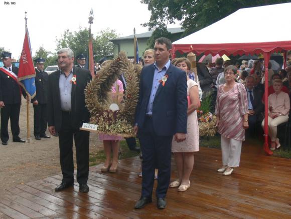 Deszczowe dożynki w Leszczynku