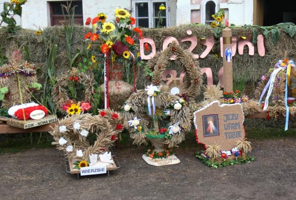 Deszczowe dożynki w Leszczynku