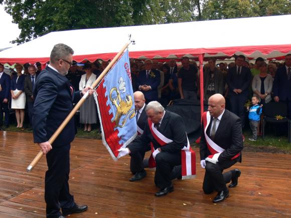 Deszczowe dożynki w Leszczynku