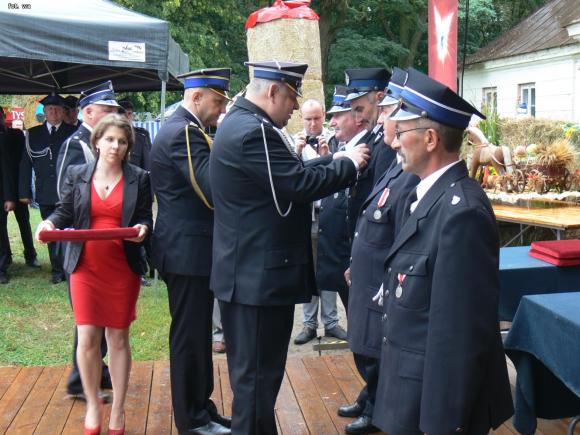 Deszczowe dożynki w Leszczynku