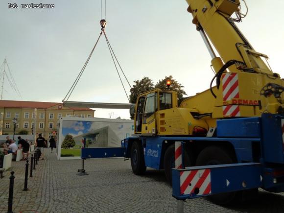 Muzeum na kółkach już w Kutnie. Wystawy, film i koncert