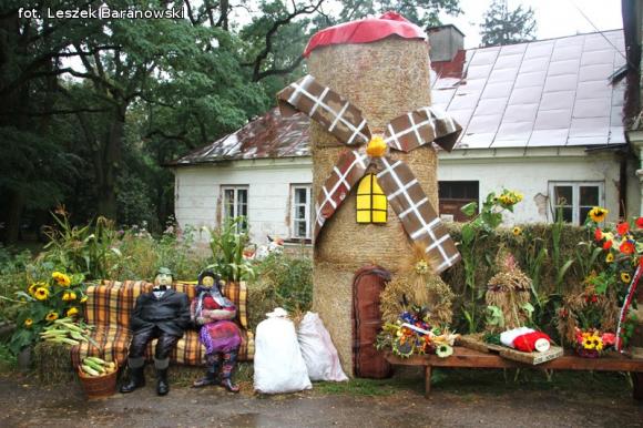 Dożynki wojewódzkie, a na nich nasze zespoły folklorystyczne