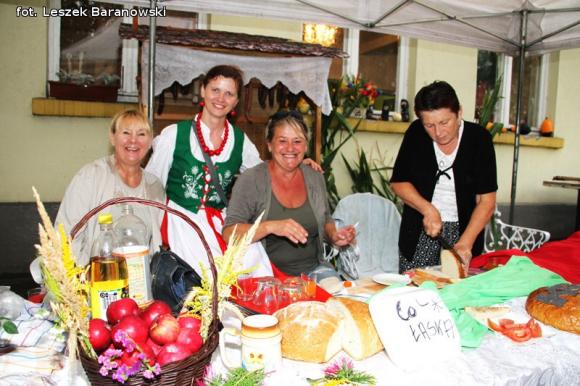 Dożynki wojewódzkie, a na nich nasze zespoły folklorystyczne