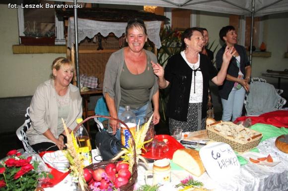 Dożynki wojewódzkie, a na nich nasze zespoły folklorystyczne