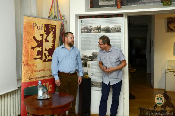 Spotkanie z autorem książki Walczący orzeł. Barwa i broń 1. Samodzielnej Brygady Spadochronowej 1941-1945