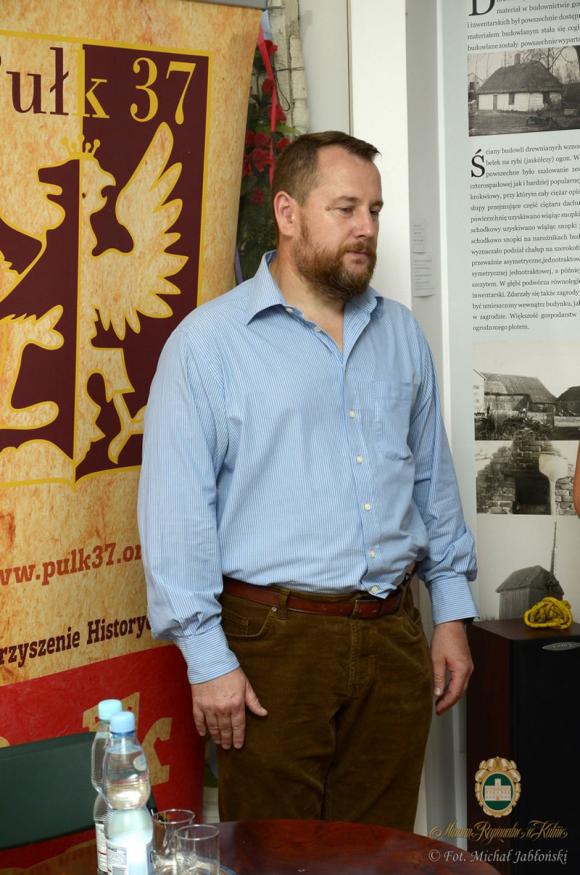 Spotkanie z autorem książki Walczący orzeł. Barwa i broń 1. Samodzielnej Brygady Spadochronowej 1941-1945