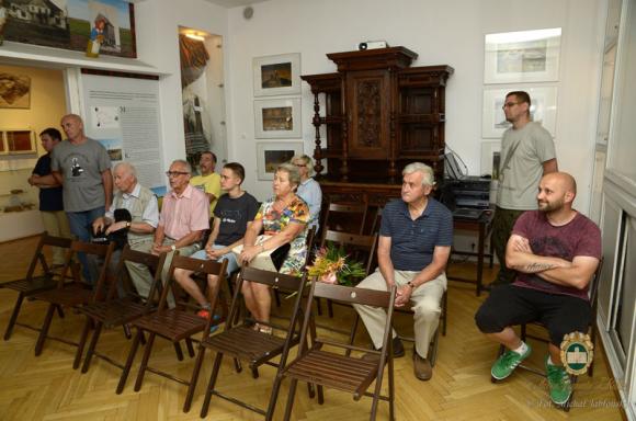 Spotkanie z autorem książki Walczący orzeł. Barwa i broń 1. Samodzielnej Brygady Spadochronowej 1941-1945