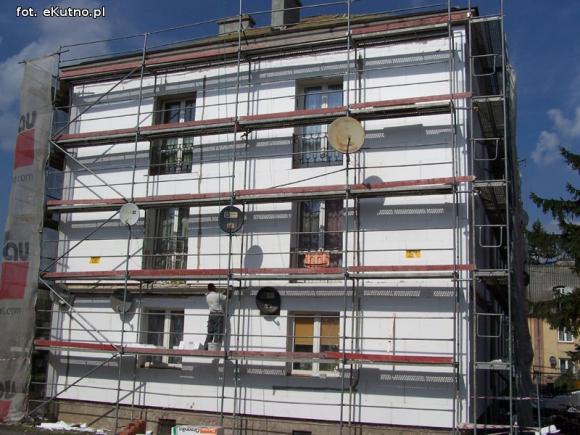 Trwają remonty zasobów Towarzystwa Budownictwa Społecznego w Kutnie