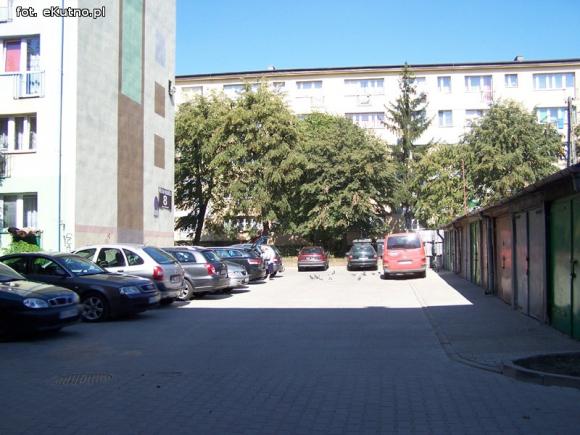 Na Wojska Polskiego remont idzie jak po grudzie