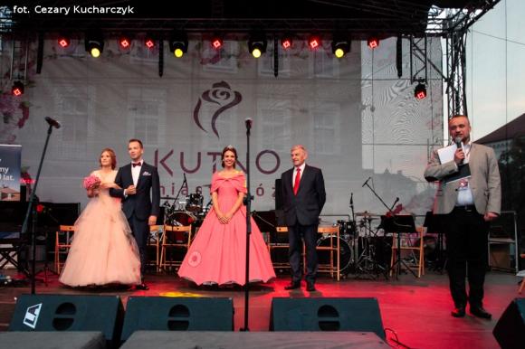 Różane święto w ogródku Pana Szekspira uroczyście otwarte