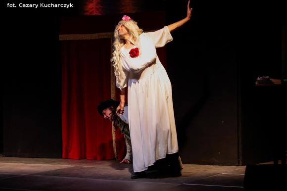 Różane święto w ogródku Pana Szekspira uroczyście otwarte