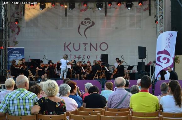 Pierwszy dzień Święta Róży okiem Piotra Szatkowskiego