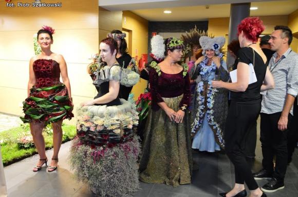 Pierwszy dzień Święta Róży okiem Piotra Szatkowskiego