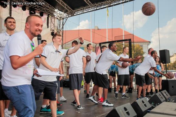 Polfarmex Kutno na Święcie Róży. Spotykamy się w piątek w 