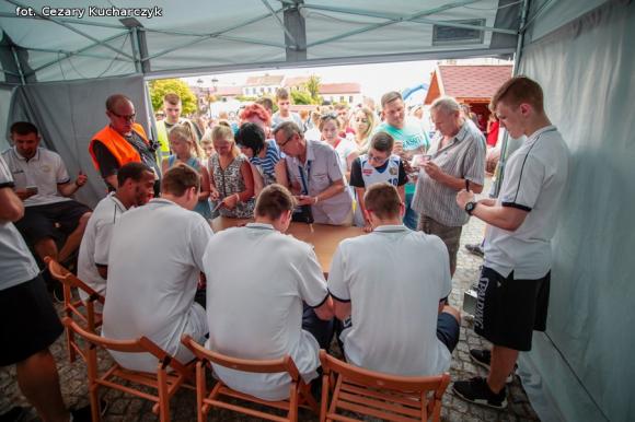 Polfarmex Kutno na Święcie Róży. Spotykamy się w piątek w 