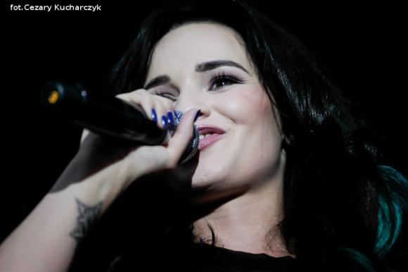 Ewelina Lisowska na początek koncertów nad Ochnią