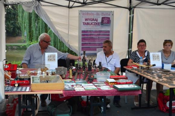 Laureaci Kwietnika, mistrz szybownik, baśniowe obrazy, zabawa w lunaparku. Co widział Piotr podczas drugiego dnia Święta Róży?