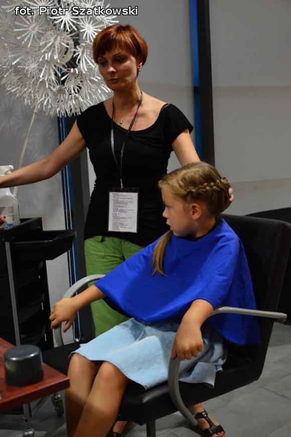 Laureaci Kwietnika, mistrz szybownik, baśniowe obrazy, zabawa w lunaparku. Co widział Piotr podczas drugiego dnia Święta Róży?