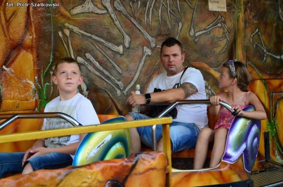 Laureaci Kwietnika, mistrz szybownik, baśniowe obrazy, zabawa w lunaparku. Co widział Piotr podczas drugiego dnia Święta Róży?