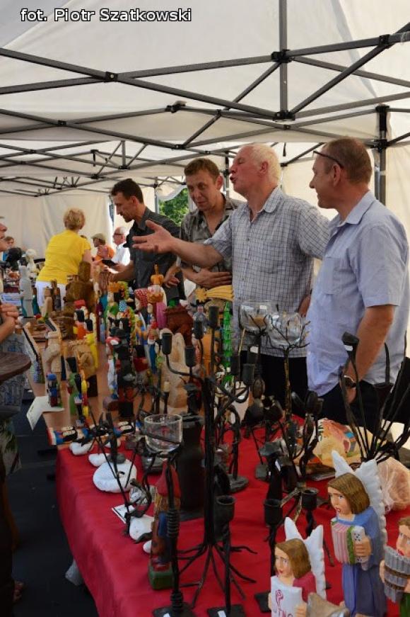 Finalista Masterchef gotuje dla mieszkańców, pokaz fitnessu i nasze portrety. Trzeci dzień na Święcie Róży