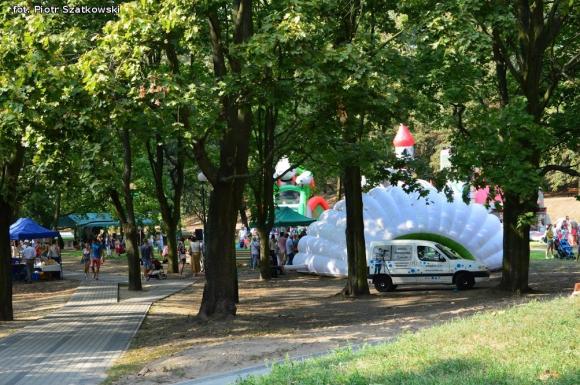 Finalista Masterchef gotuje dla mieszkańców, pokaz fitnessu i nasze portrety. Trzeci dzień na Święcie Róży