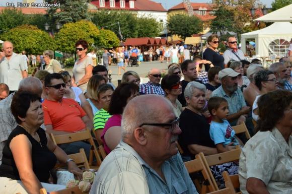 Finalista Masterchef gotuje dla mieszkańców, pokaz fitnessu i nasze portrety. Trzeci dzień na Święcie Róży