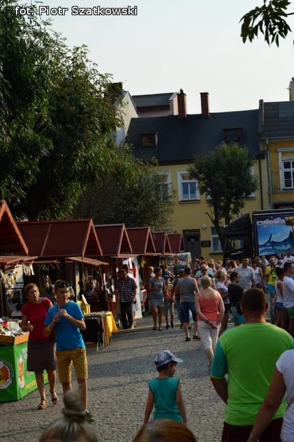 Finalista Masterchef gotuje dla mieszkańców, pokaz fitnessu i nasze portrety. Trzeci dzień na Święcie Róży