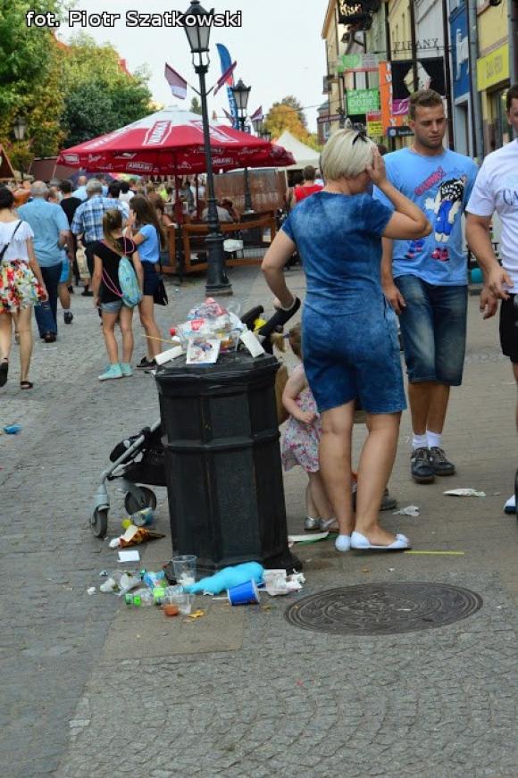 Finalista Masterchef gotuje dla mieszkańców, pokaz fitnessu i nasze portrety. Trzeci dzień na Święcie Róży