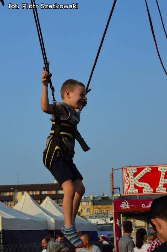 Finalista Masterchef gotuje dla mieszkańców, pokaz fitnessu i nasze portrety. Trzeci dzień na Święcie Róży