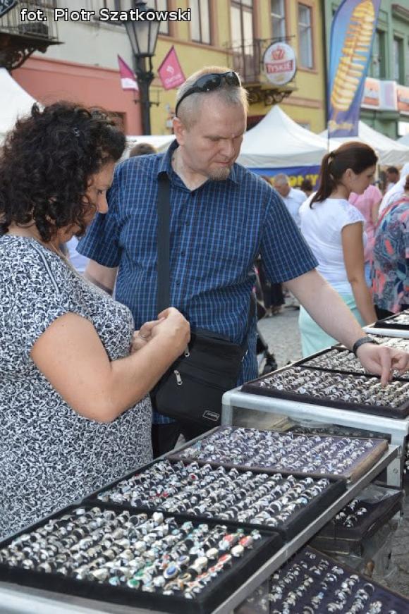 Finalista Masterchef gotuje dla mieszkańców, pokaz fitnessu i nasze portrety. Trzeci dzień na Święcie Róży